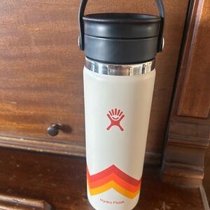 20oz REI Limited Edition Hydro Flask
